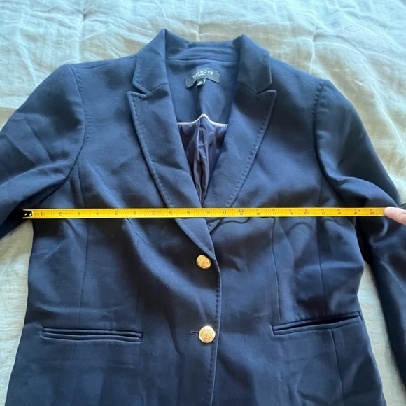 Talbot’s Wool Blend Navy Blazer Size 12P Lined Gold Buttons Classic Preppy - Picture 11 of 13